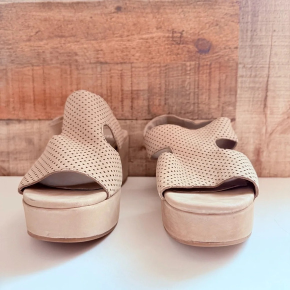 Eileen Fisher Dean Earth Platform Slingback Sandals - Picture 5 of 10